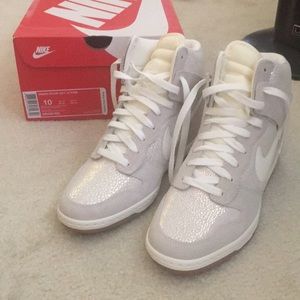 Nike Women’s Dunk Sky Hi